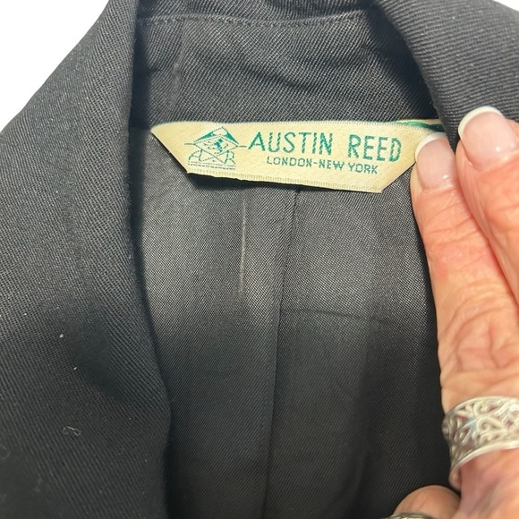 Austin Reed Black Button Front Wool Jacket  Sz 14 - Picture 6 of 11